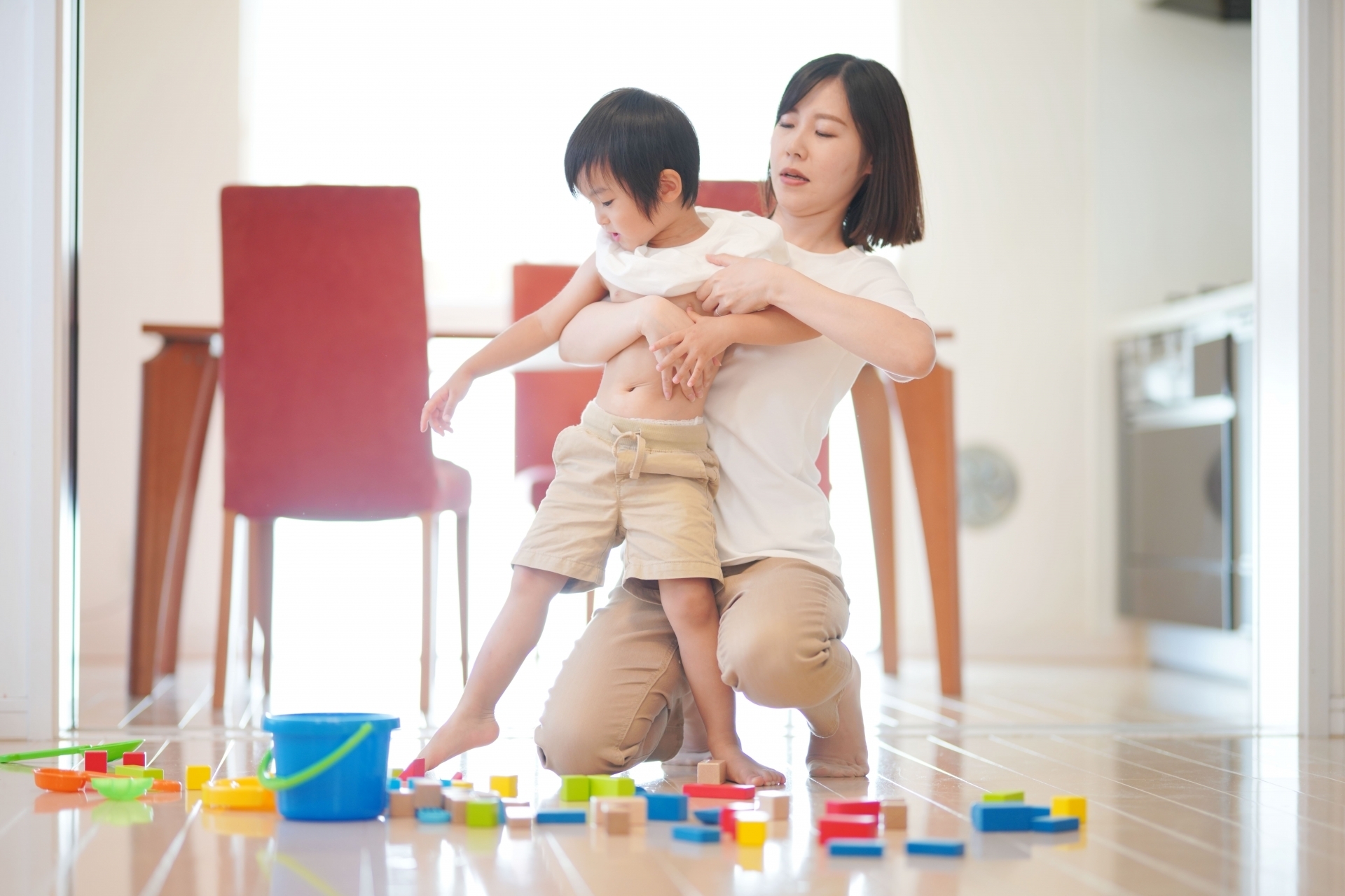 親子ふたりで過ごす室内